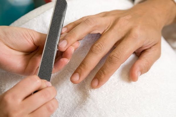 Manucure limage des ongles