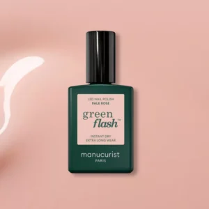 Vernis pale rose green flash